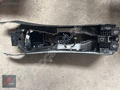 BMW 530I G30 ORTA KONSOL 105879363C