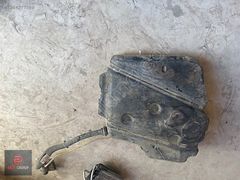 CADDY YAKIT DEPOSU DİZEL 2K0201060J 2K0201085G