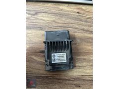 VOLKSWAGEN T-ROC YAKIT KONTROL BEYNİ 5QD906093D ORJİNAL