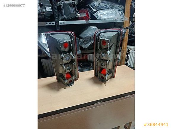 Ford Connect arka sağ sol stop