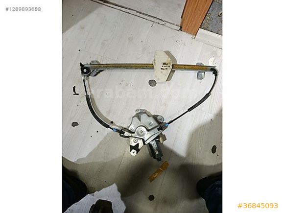 Ford Connect sol ön cam motoru