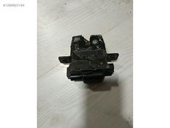 Renault Megane 2 bagaj kilidi