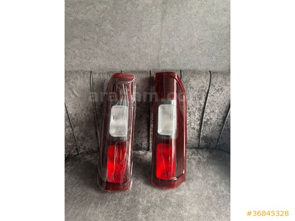 Renault Trafic arka sağ sol stop
