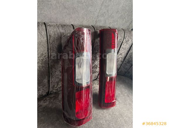 Renault Trafic arka sağ sol stop
