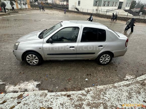 Renault Clio 1.4 