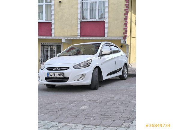 Sahibinden Hyundai Accent Blue 1.6 CRDI Mode Plus 2013 Model