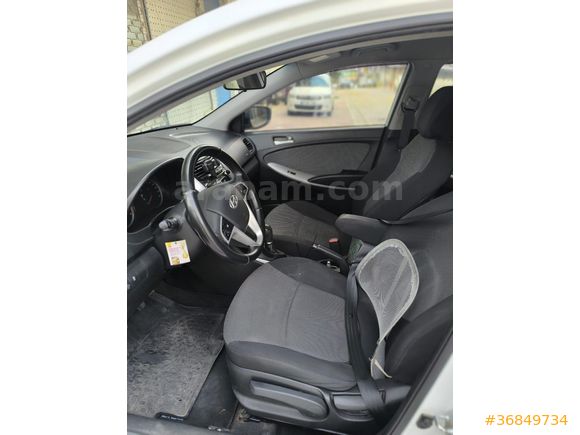 Sahibinden Hyundai Accent Blue 1.6 CRDI Mode Plus 2013 Model