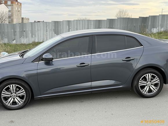 Sahibinden Renault Megane 1.3 TCe Joy 2024 Model  300.000 km Füme