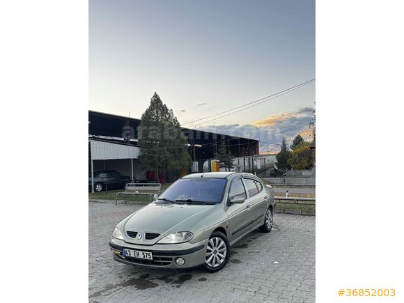 Sahibinden Renault Megane 1.6 RTE 2001 Model  268000 km Yeşil