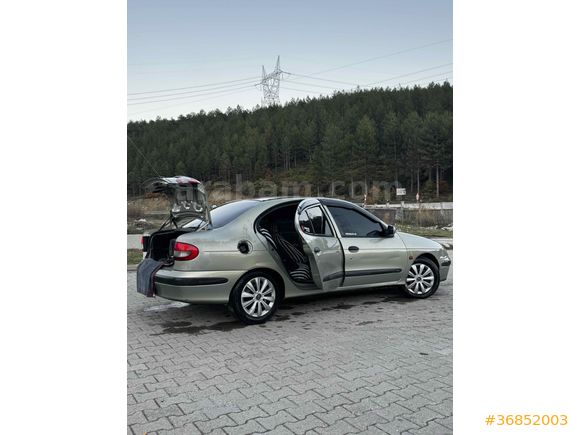 Sahibinden Renault Megane 1.6 RTE 2001 Model  268000 km Yeşil