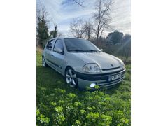 Renault Clio 1.6 RXT 1999 Model 