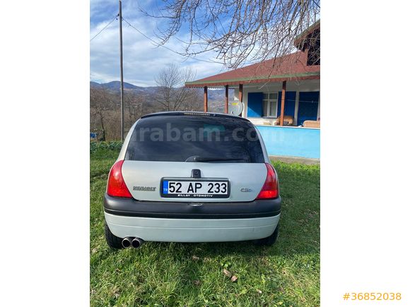 Renault Clio 1.6 RXT 1999 Model 