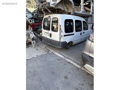 Renault kangoo sağ arka çeyrek