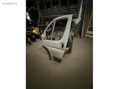 Fiat Ducato sol ön kapı