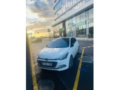 Sahibinden Hyundai i20 1.2 MPI Elite 2017 Model İstanbul 96.000 km Beyaz
