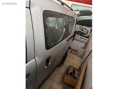 Dacıa Dokker Stepway Sol Arka Kapı Çıkma Orijinal