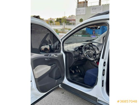 Sahibinden Ford Tourneo Courier 1.6 TDCi Titanium Plus 2017 Model 