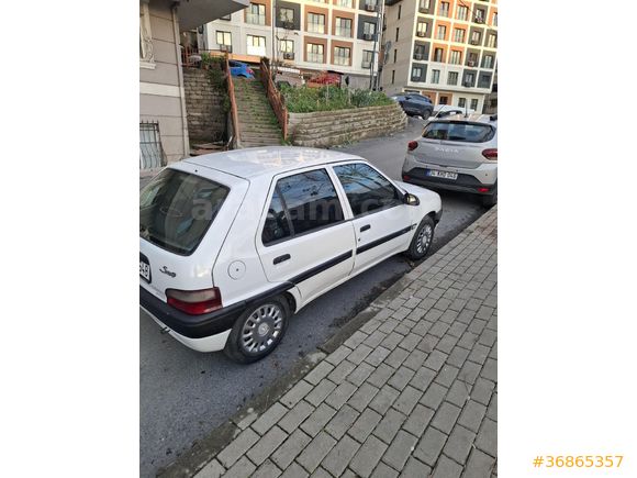 Sahibinden Citroen Saxo 1.4 SX 2000 Model  235.000 km Beyaz
