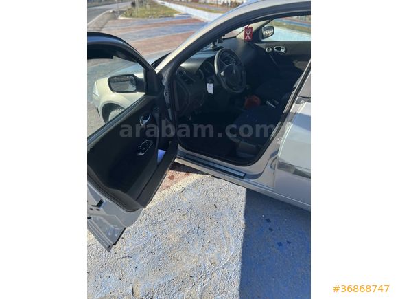 Sahibinden Renault Megane 1.6 Dynamique 2004 Model 