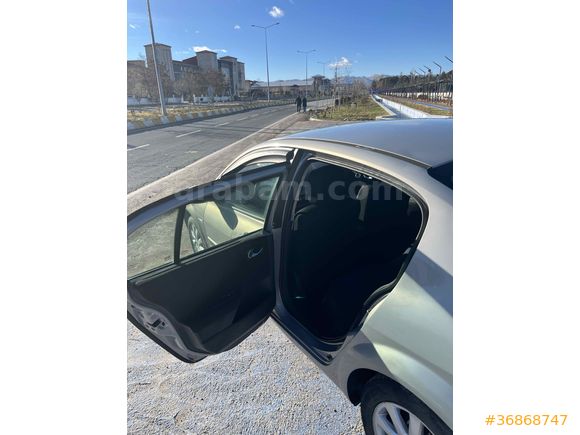 Sahibinden Renault Megane 1.6 Dynamique 2004 Model 