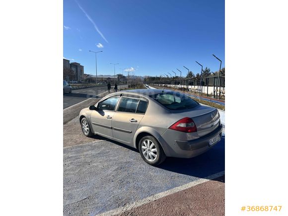 Sahibinden Renault Megane 1.6 Dynamique 2004 Model 