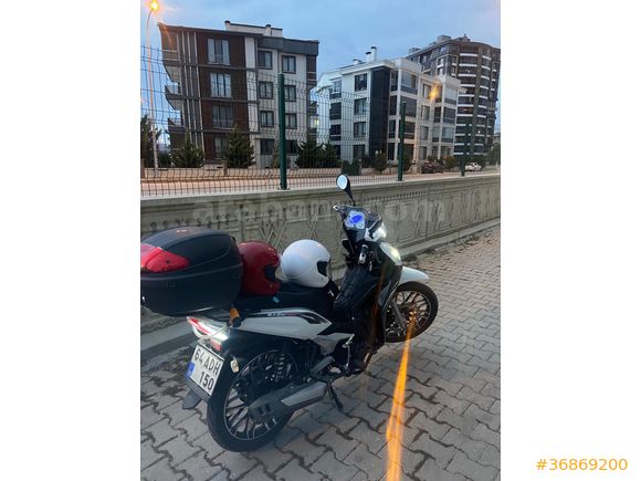 TERTEMİZ KÜBA EASY PRO 2024 MODEL 50CC 135LİĞE ÇEVRİLİ  TERTEMİZDİR 3000 KM 2027 YE KADAR VİZE VAR