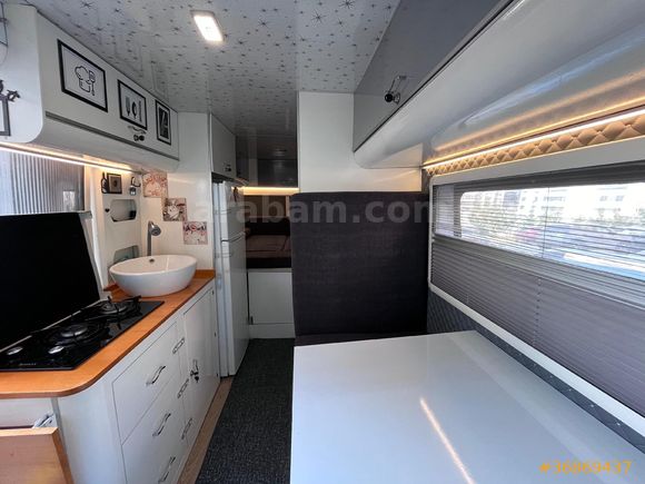 2016 model Karavan Motokaravan