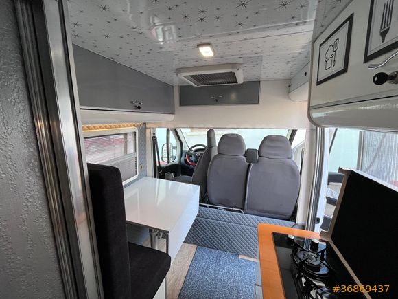 2016 model Karavan Motokaravan