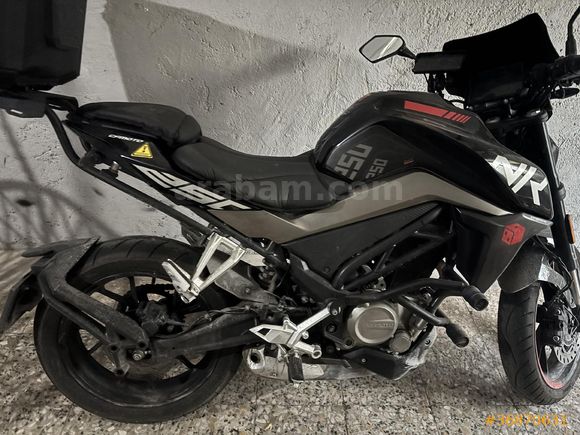 Sahibinden Ekstralı CFmoto 250NK