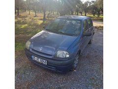 Bayan Öğretmenden Clio 1.6 Otomatik Vites 2000 Model