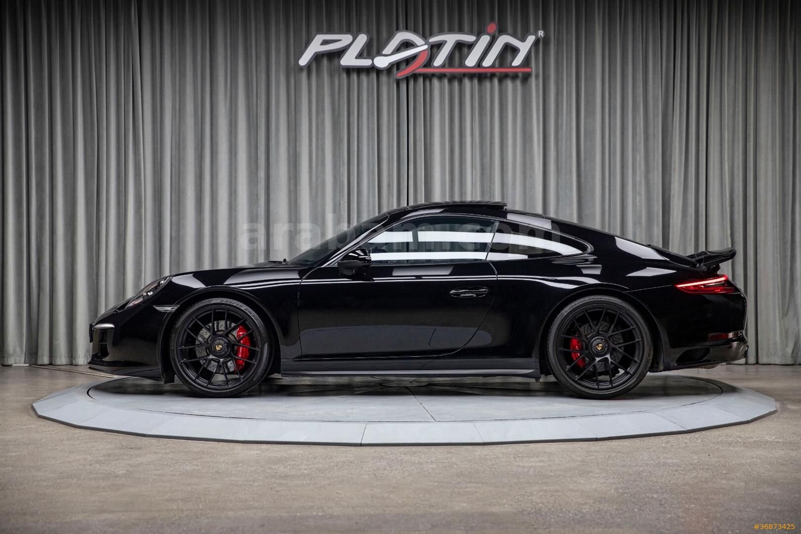 Galeriden Porsche 911 Carrera 4 GTS 2017 Model İstanbul 31.500 km Siyah 3