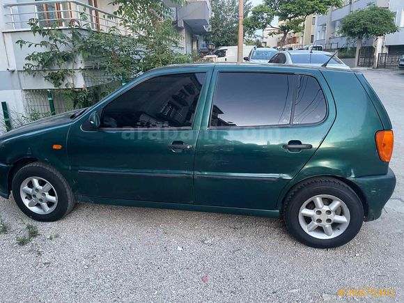 Sahibinden Volkswagen Polo 1.6 1997  Model  231000 km metalik) yeşil lastik leri sıfır boğaz kelebeği sıfır orijinal i ile değiştirildi bujileri sıfır