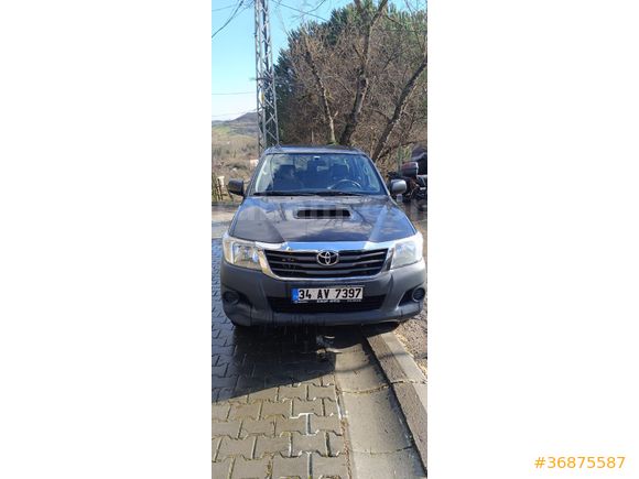 Sahibinden Sadece 13000 Km Toyota Hilux 2.5 D-4D 4x2 Comfort 2012 Model