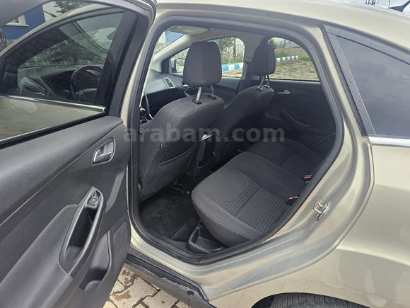 2.Sahibinden Ford Focus  Titanium 2015 Model