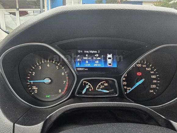 2.Sahibinden Ford Focus  Titanium 2015 Model