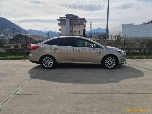 2.Sahibinden Ford Focus  Titanium 2015 Model