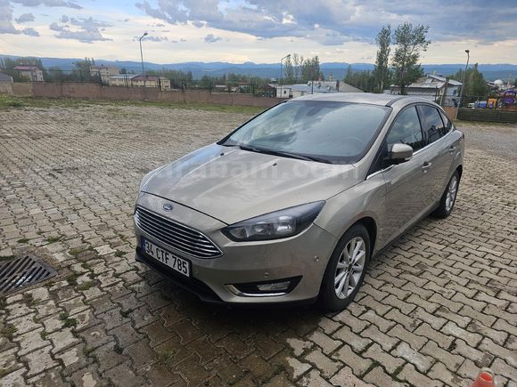 2.Sahibinden Ford Focus  Titanium 2015 Model