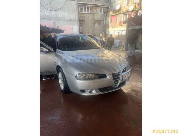 Sahibinden Alfa Romeo 156 2.0 JTS Distinctive 2004 Model 