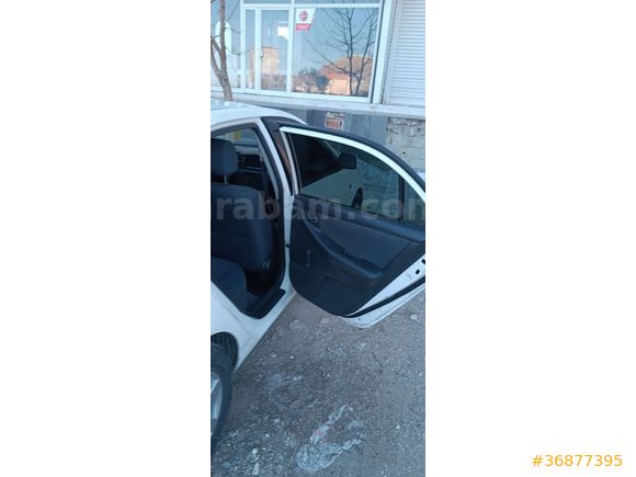 Sahibinden Toyota Corolla 1.4 Terra 2004 Model
