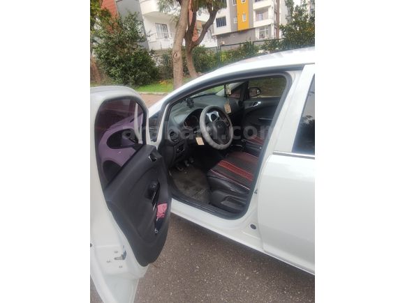 Sahibinden Opel Corsa 1.3 CDTI Essentia 2013 Model Mersin