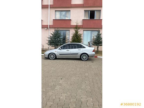 Sahibinden Ford Focus 1.6 Ghia 2000 Model