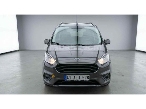 ilk Sahibinden Ford Tourneo Courier 1.5 TDCi Titanium 2022 Model 