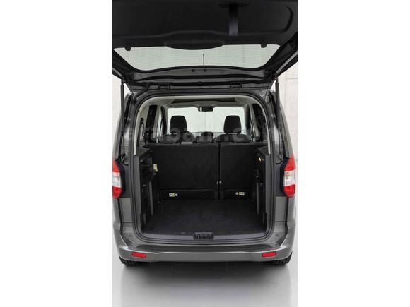 ilk Sahibinden Ford Tourneo Courier 1.5 TDCi Titanium 2022 Model 