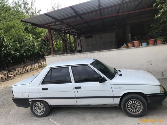 Sahibinden Renault R 9 1.4 Broadway 1994 Model