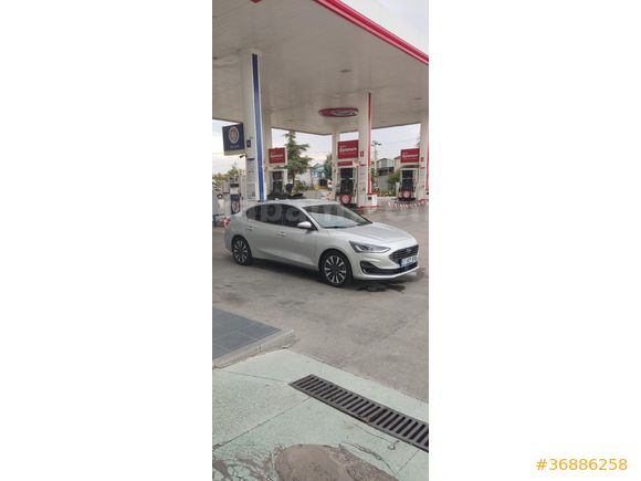 Sahibinden Ford Focus 1.0 EcoBoost Titanium Stil 2023 Model