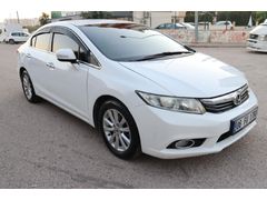 Sahibinden Honda Civic 1.6 i-VTEC Eco Premium 2013 Model