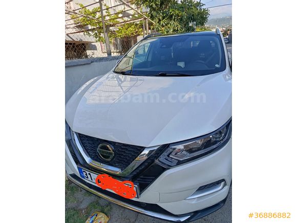 Sahibinden Nissan Qashqai 1.3 DIG-T Sky Pack Plus 2021 Model