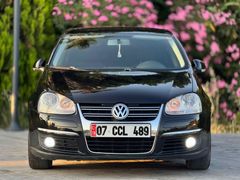 Sahibinden Volkswagen Jetta 1.4 TSi Tour 2009 Model  148.000 km Siyah