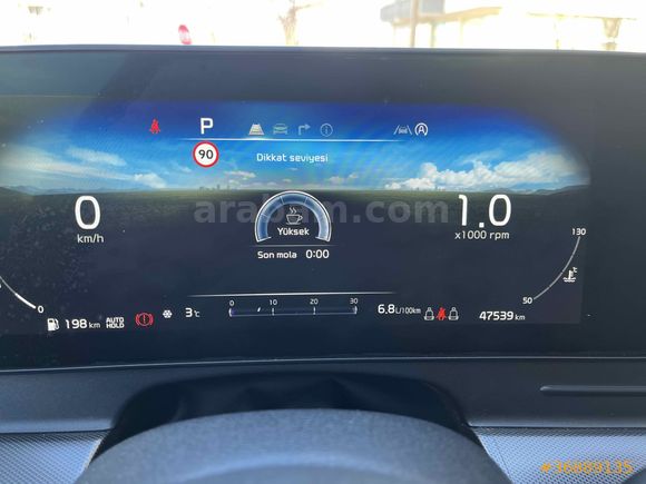 47 BİN KM DE DİZEL HİBRİT 