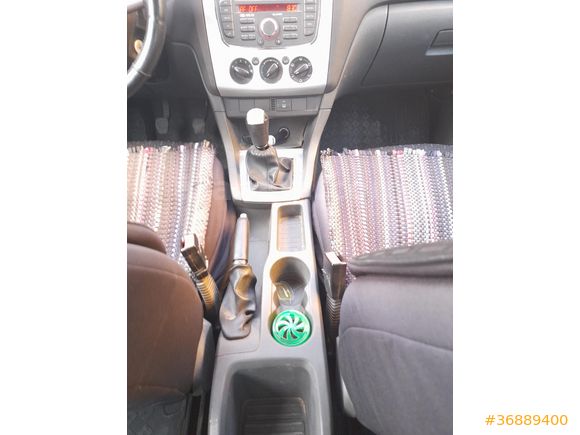 Sahibinden Ford Focus 1.6 TDCi Collection 2008 Model  277.000 km Gri (Gümüş)